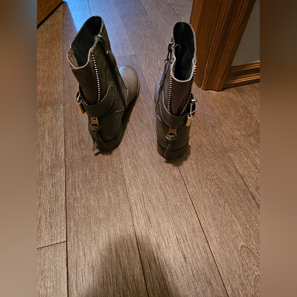 Fall Boots- Aldo-Moto style-New - Picture 10 of 12